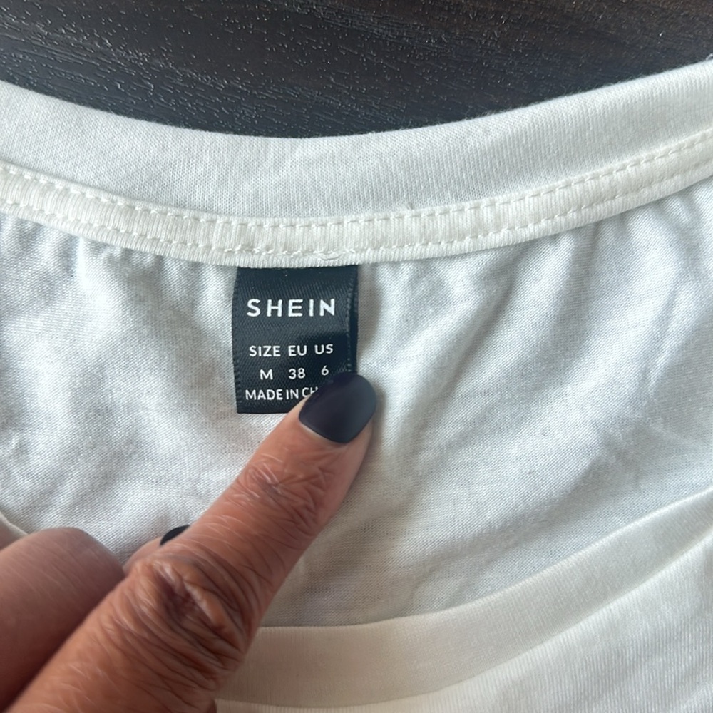 SHEIN Graphic Tshirt Size M - Picture 2 of 3